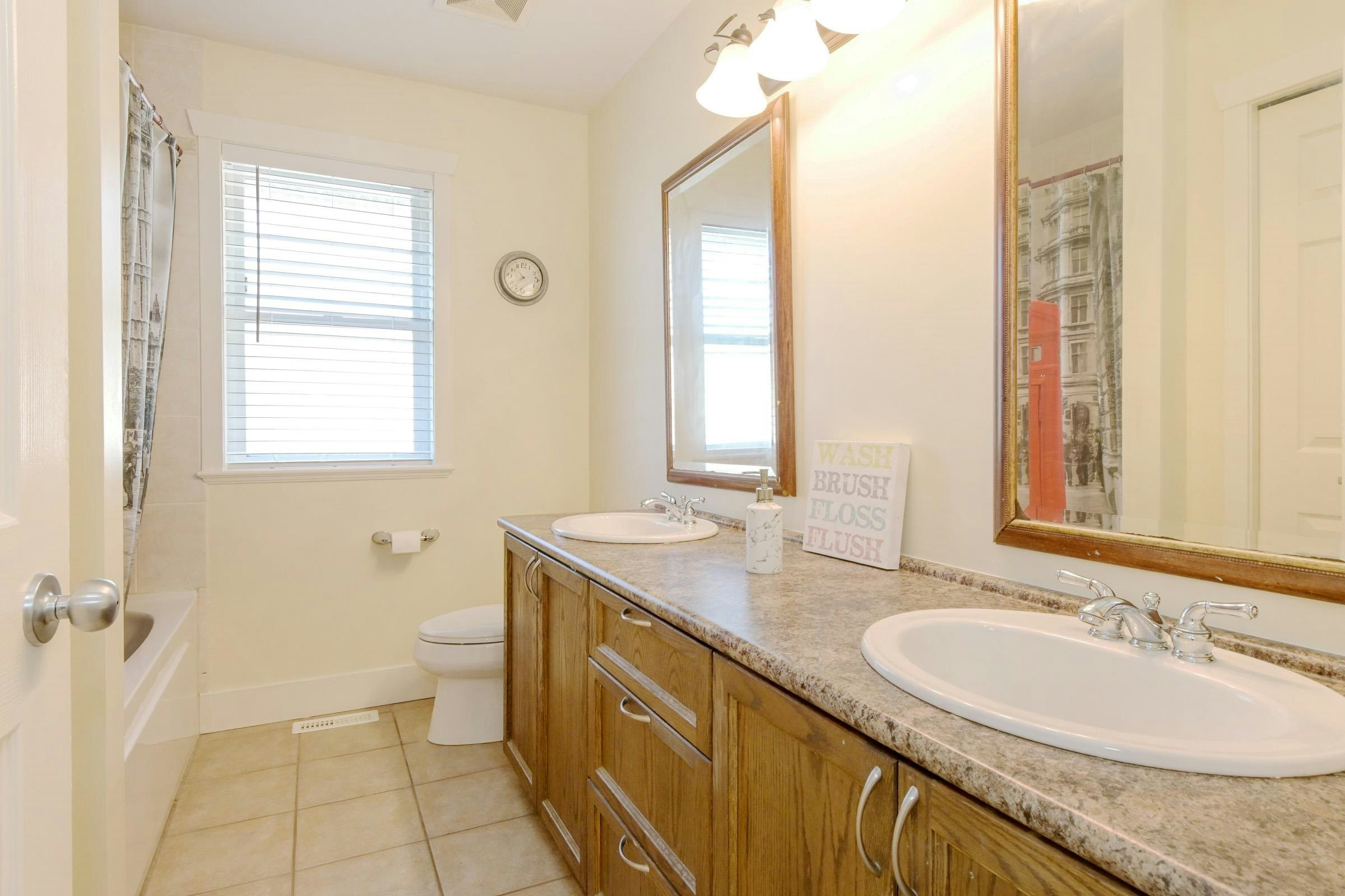 6122 164 Street, Surrey, BC, V3S 3V8 - 23