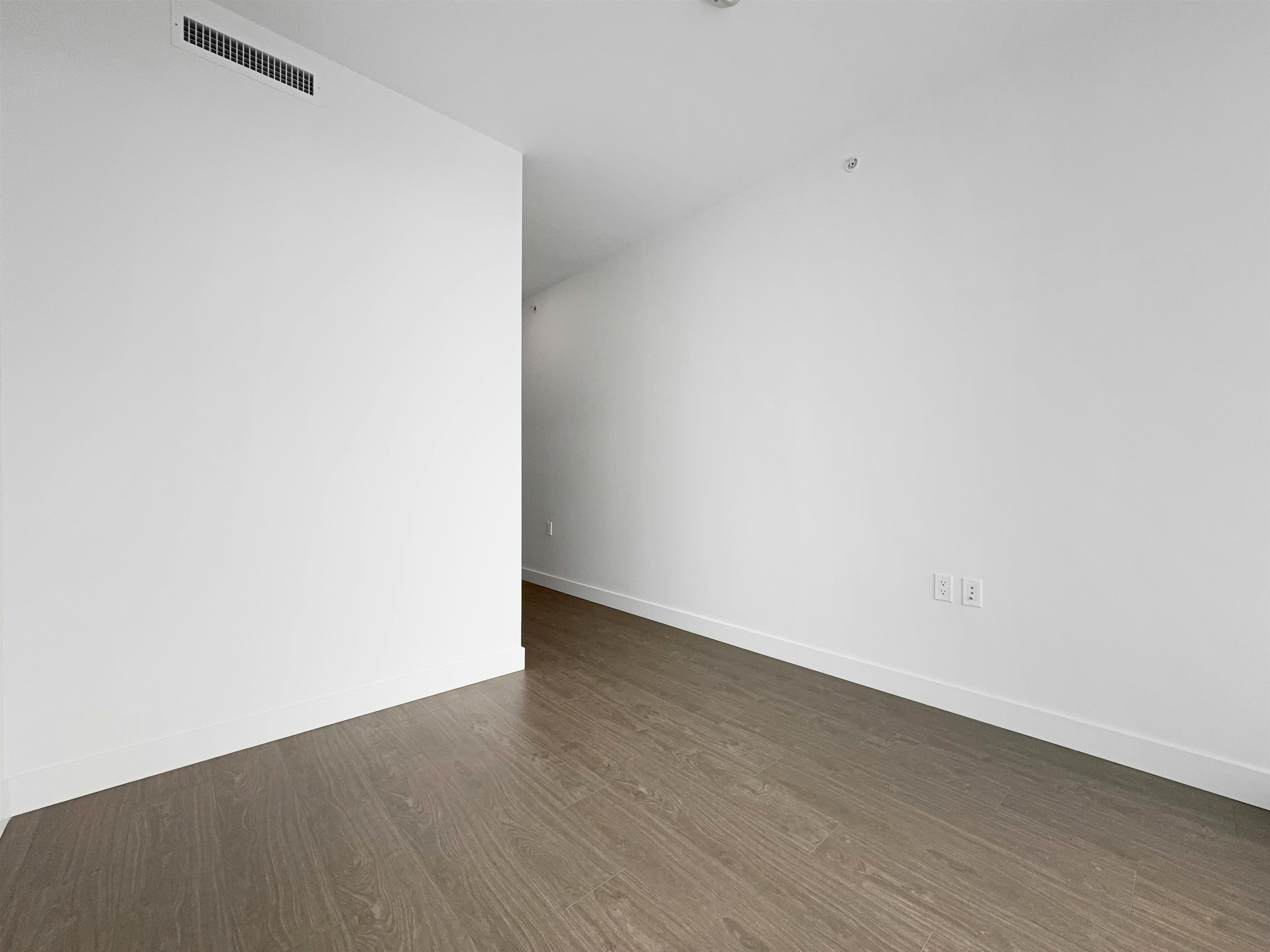 11xx-6320 No 3 Road, Richmond, BC, V6Y 0L5 - 9