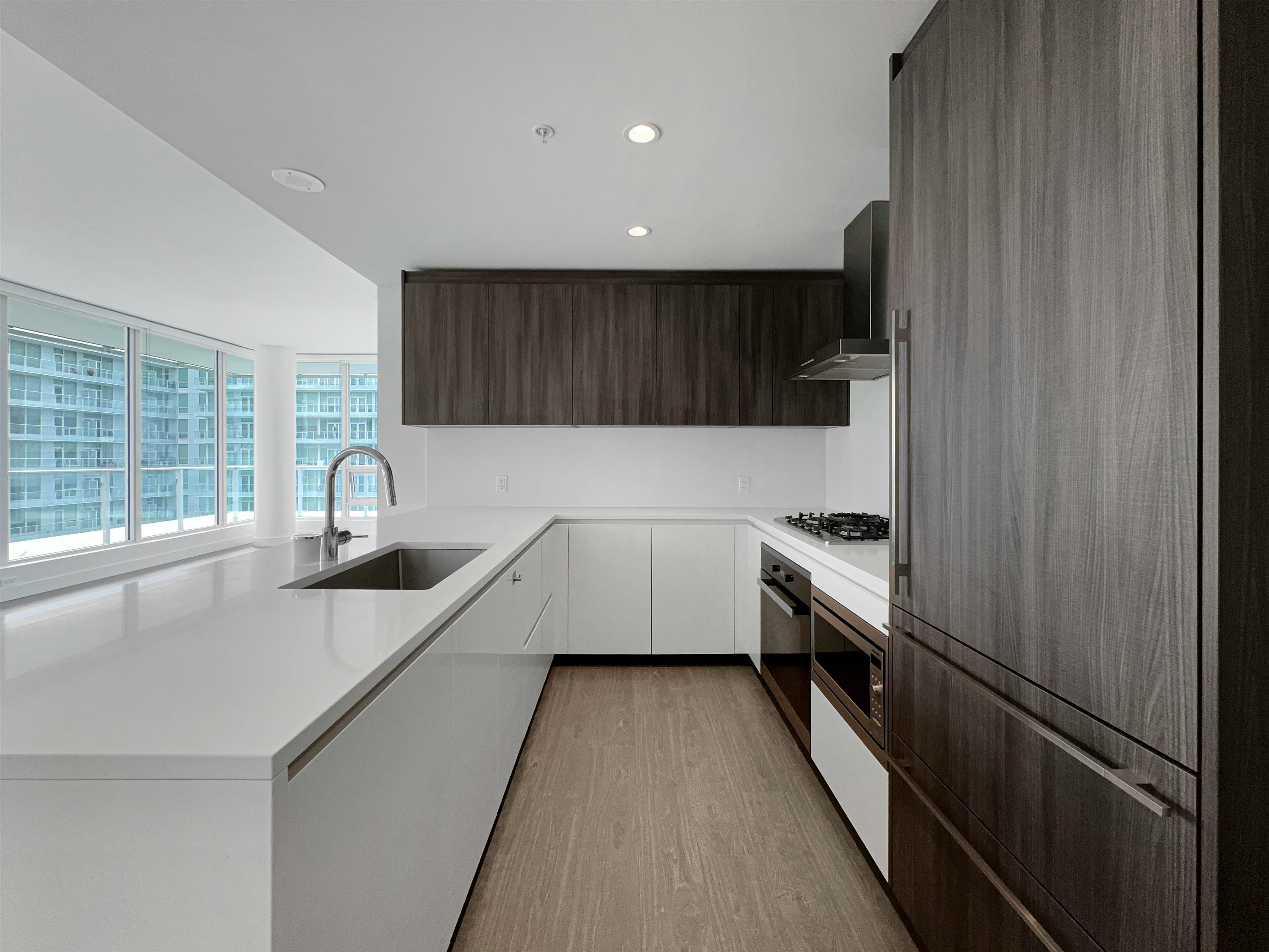 11xx-6320 No 3 Road, Richmond, BC, V6Y 0L5 - 2