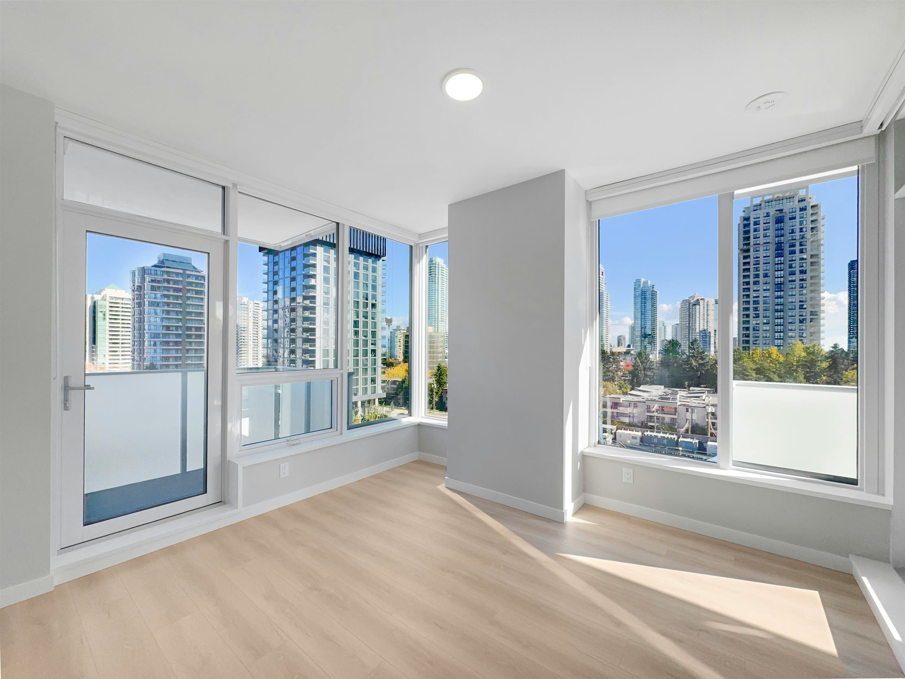 8XX-5938 Olive Avenue, Burnaby, BC, V5H 0M6 - 6