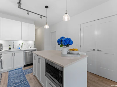 123-20673 78 Avenue - 5