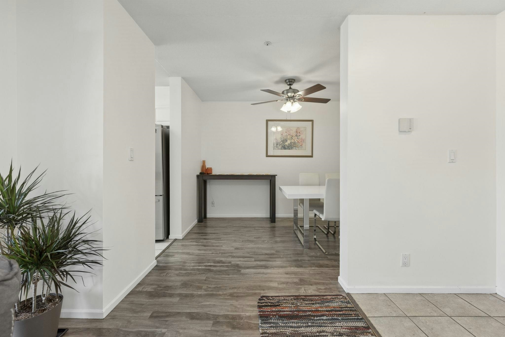 PH12-223 Mountain Highway, North Vancouver, BC, V7J 3V3 - 28
