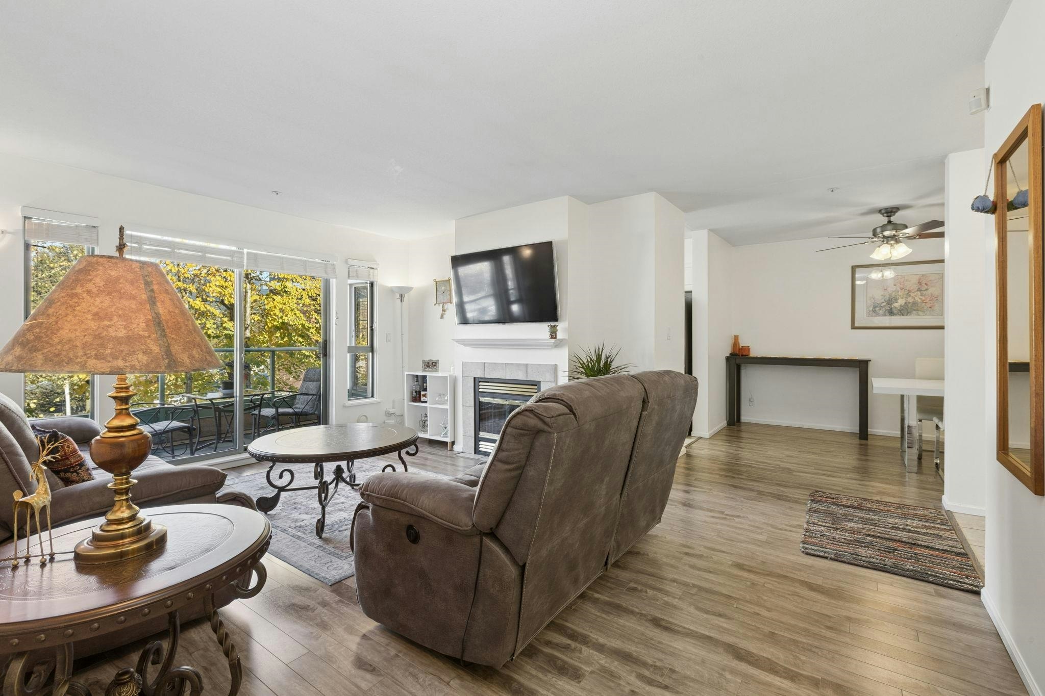 PH12-223 Mountain Highway, North Vancouver, BC, V7J 3V3 - 12