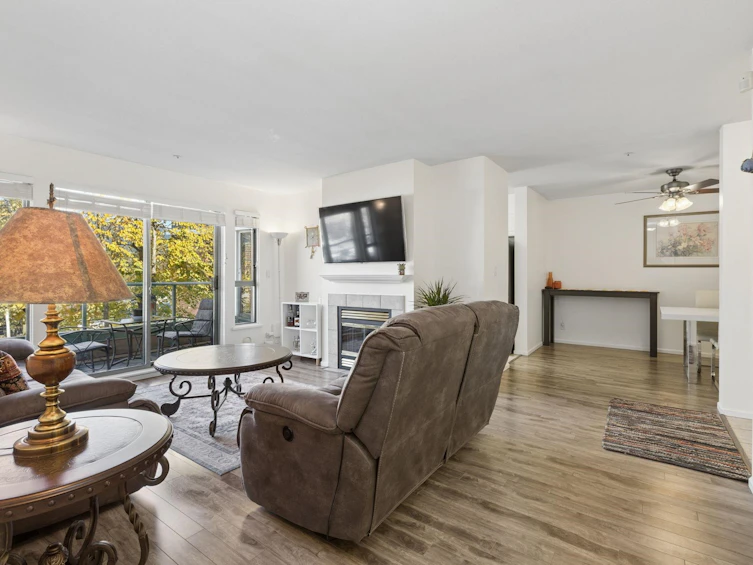PH12-223 Mountain Highway, North Vancouver, BC, V7J 3V3 - 12