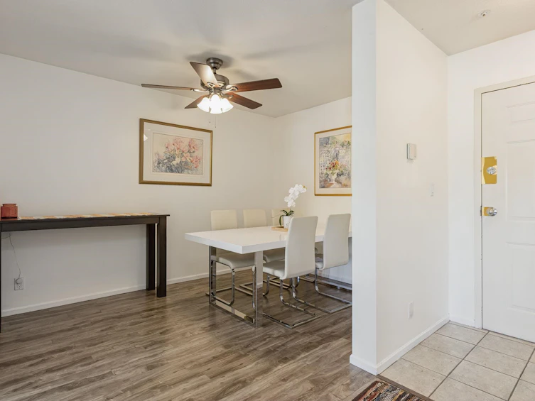 PH12-223 Mountain Highway, North Vancouver, BC, V7J 3V3 - 16