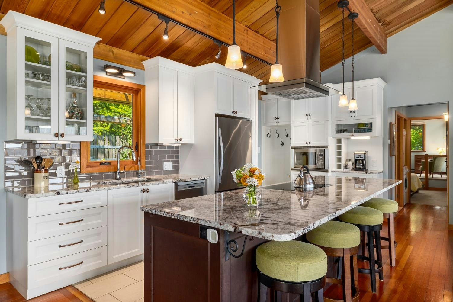 1475 Webb Road, Bowen Island, BC, V0N 1G1 - 11