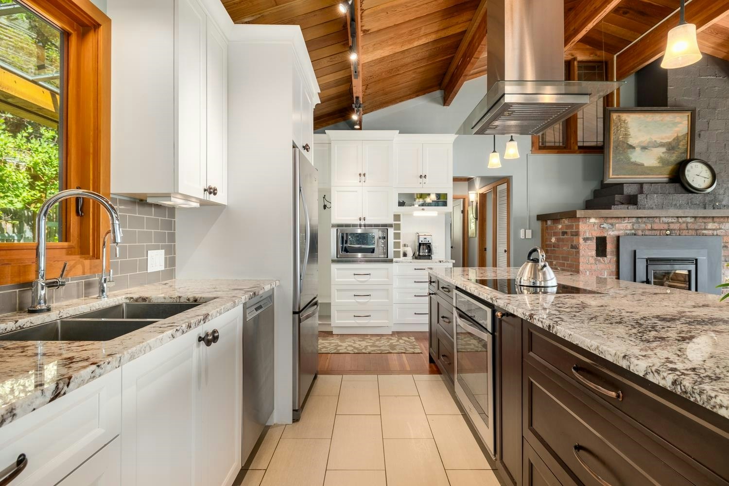 1475 Webb Road, Bowen Island, BC, V0N 1G1 - 12