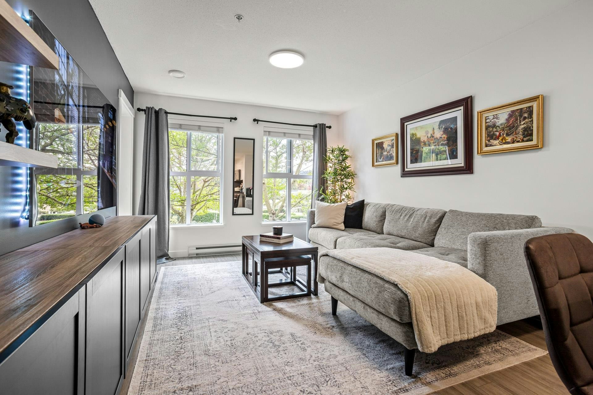 212-3323 151 Street - 3