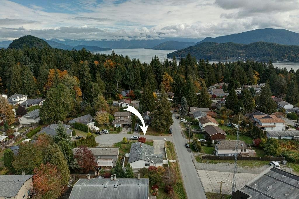 776 Seacot Way, Gibsons, BC, V0N 1V9 - 28