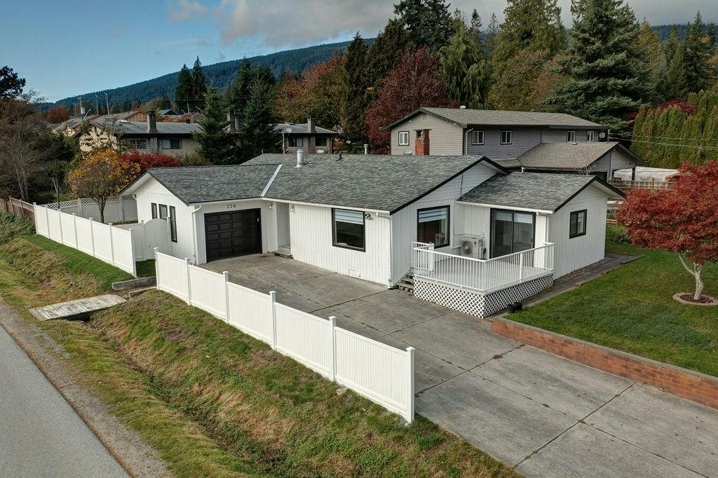 776 Seacot Way, Gibsons, BC, V0N 1V9 - 30