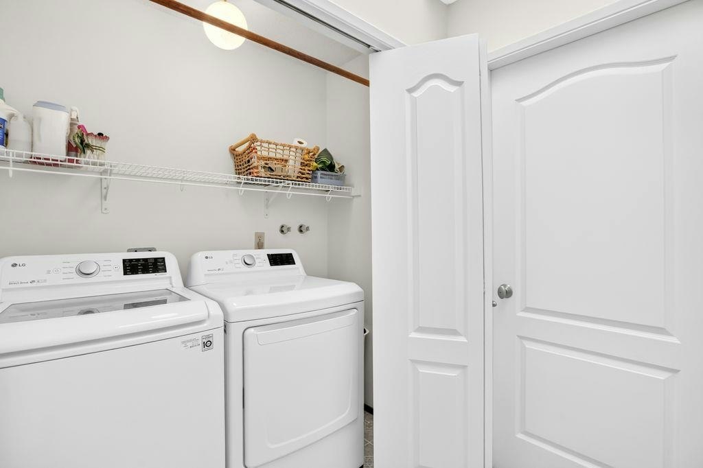 11643 192b Street, Pitt Meadows, BC, V3Y 1E9 - 32
