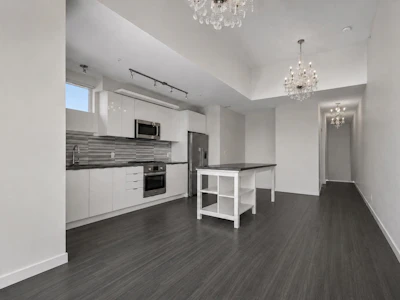 312-3138 Riverwalk Avenue - 5