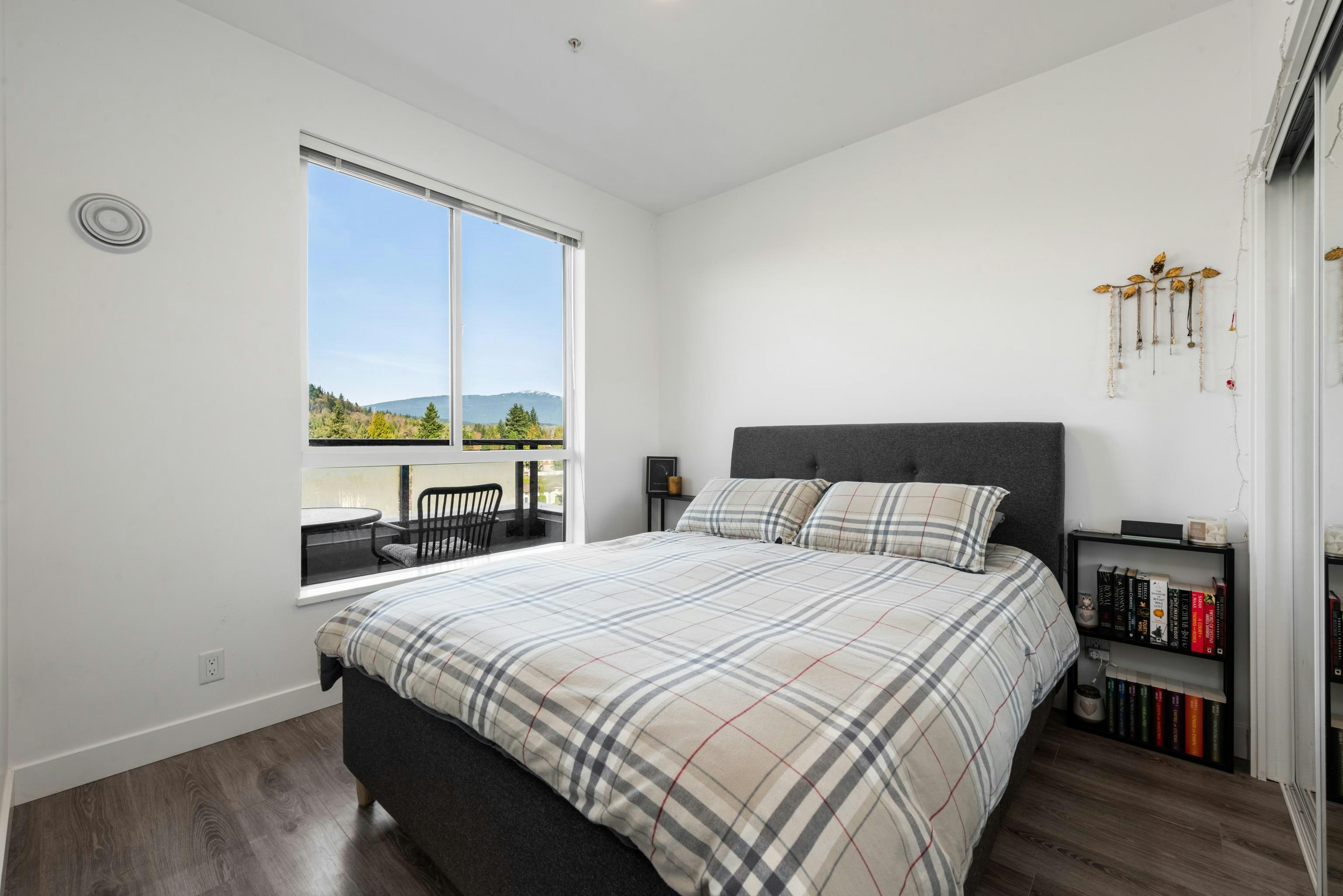 609-700 Clarke Road, Coquitlam, BC, V3J 0K5 - 3