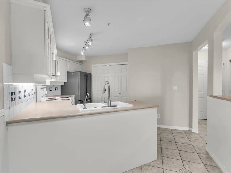 324-12931 Railway Avenue, Richmond, BC, V7E 6M5 - 16