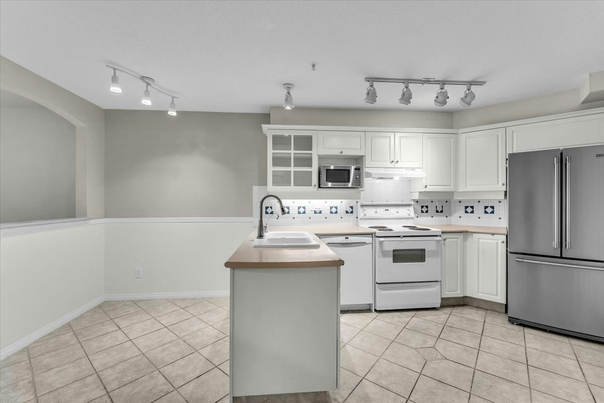 324-12931 Railway Avenue, Richmond, BC, V7E 6M5 - 14