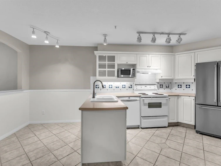 324-12931 Railway Avenue, Richmond, BC, V7E 6M5 - 14