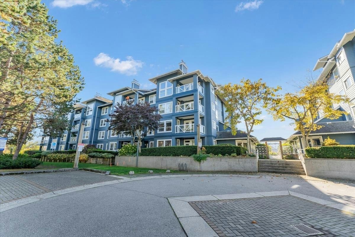 324-12931 Railway Avenue, Richmond, BC, V7E 6M5 - 4