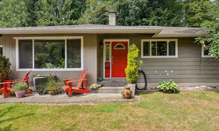 1525 Avonlynn Crescent