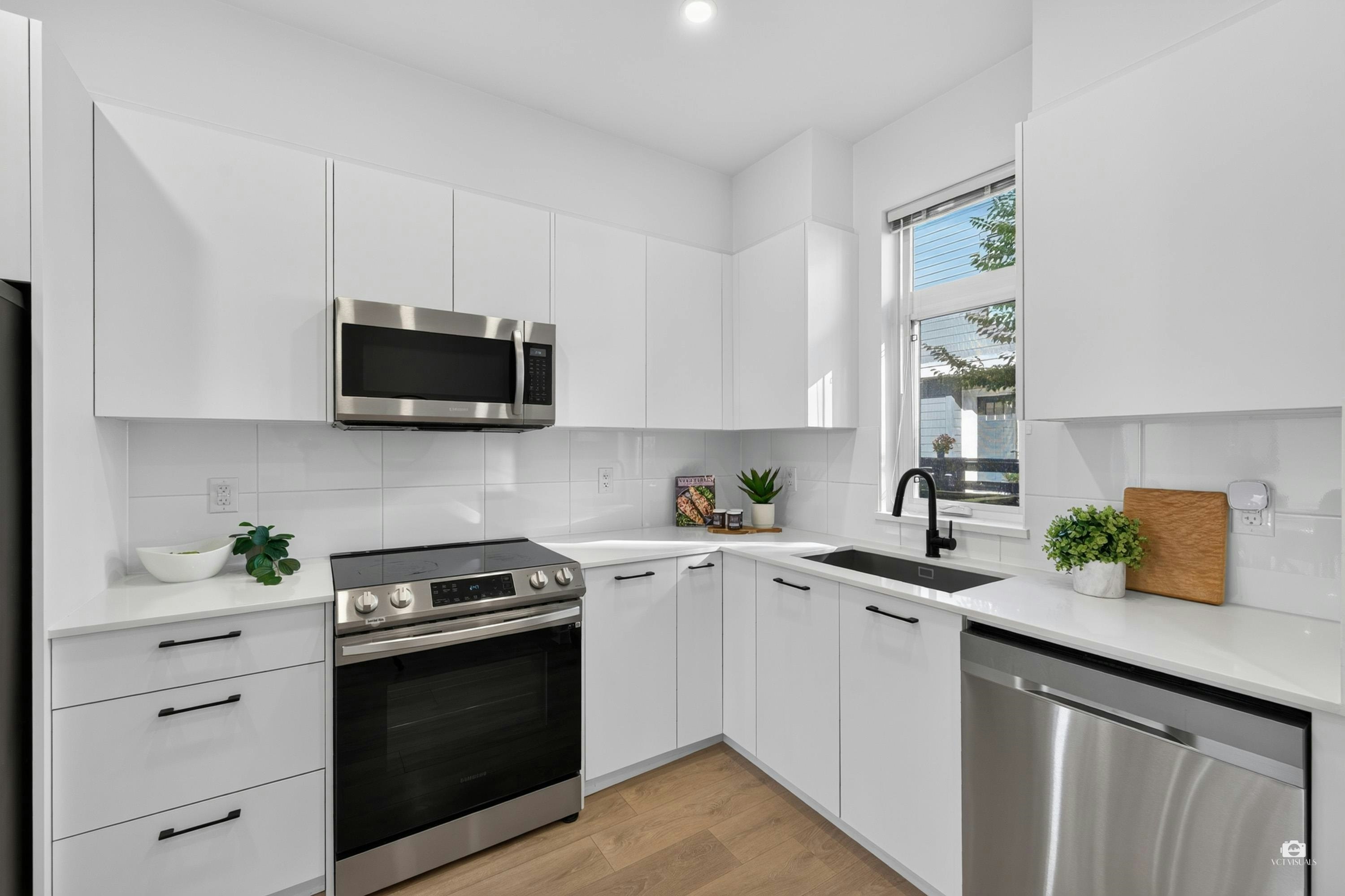 125-15235 Sitka Drive - 3