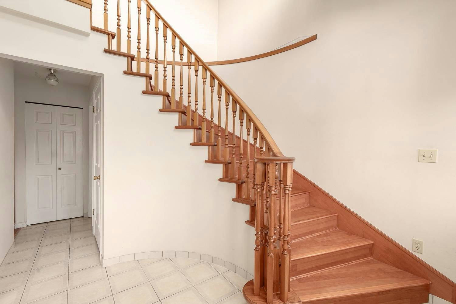3078 E 6th Avenue - 3