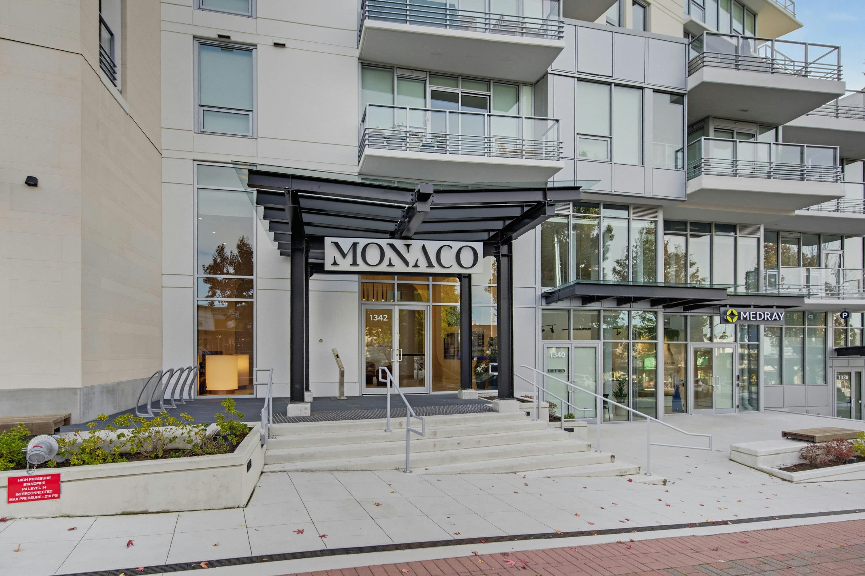 406-1342 Johnston Road - 2