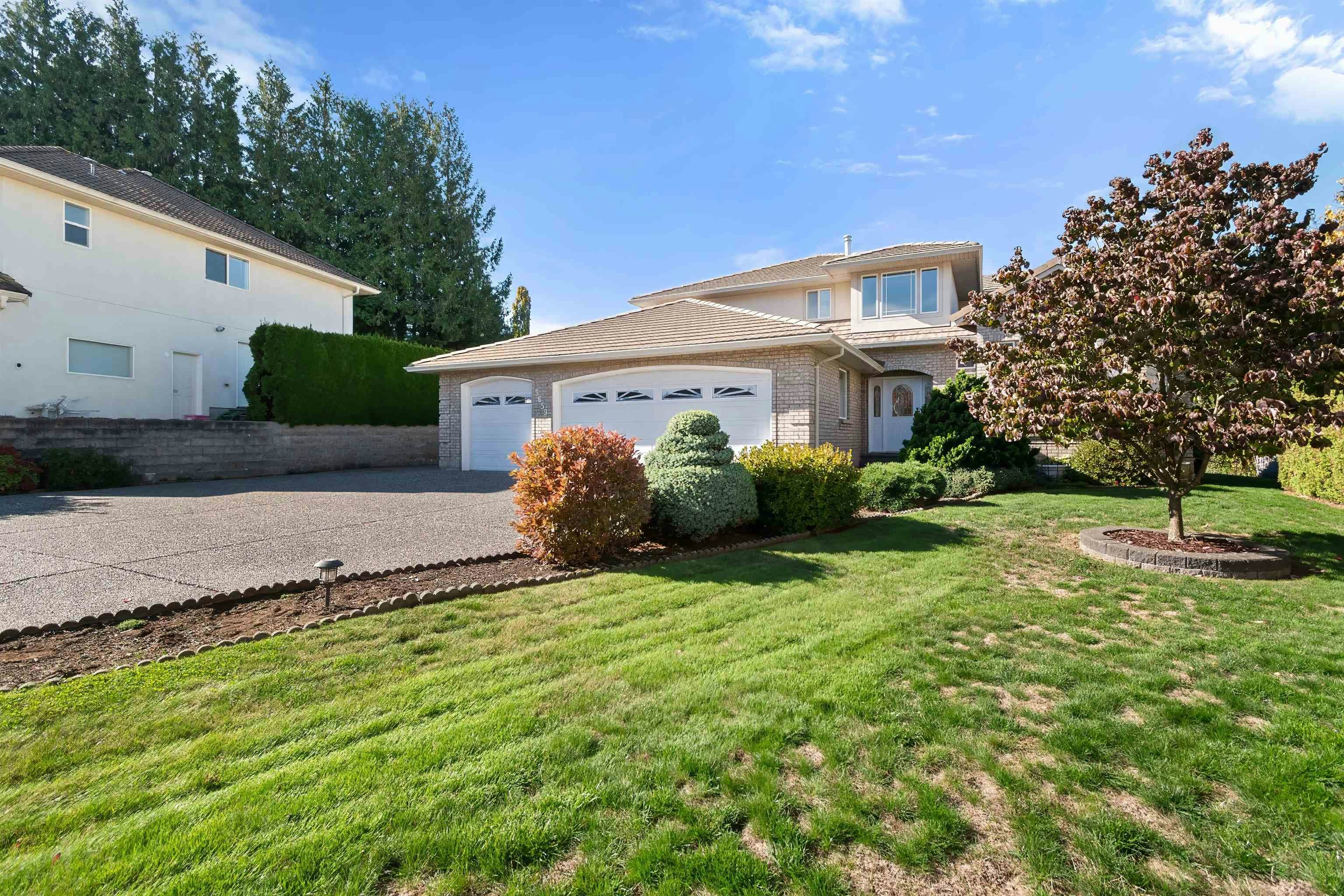 5659 Viewpoint Place - 2