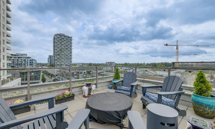 702-3451 Sawmill Crescent