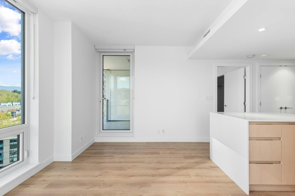 1202-1500 Fern Street, North Vancouver, BC, V7J 1H6 - 6