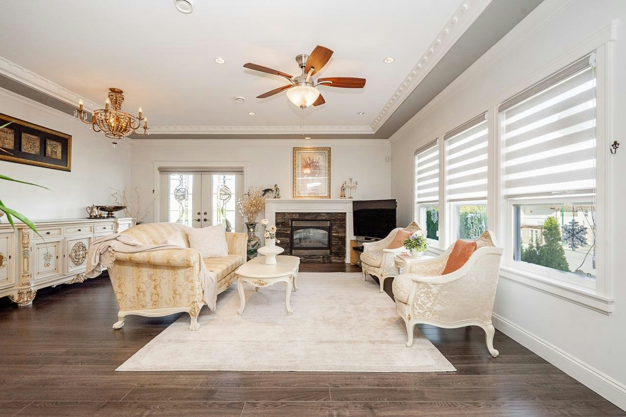 7035 6th Street - 2