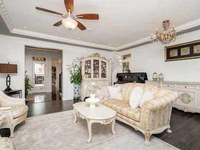 7035 6th Street - 3