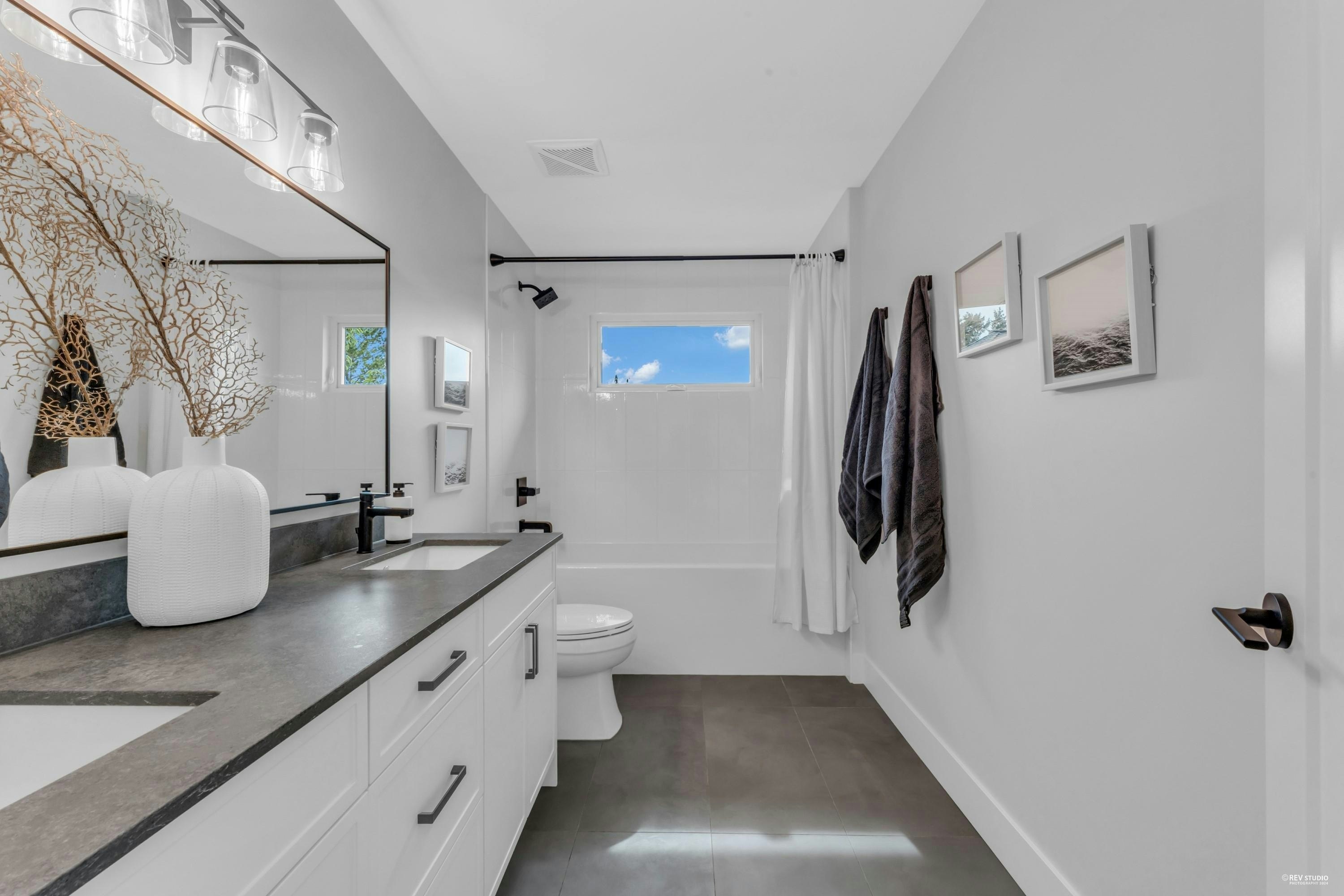 14** 134a Street, Surrey, BC, V4A 9A5 - 36