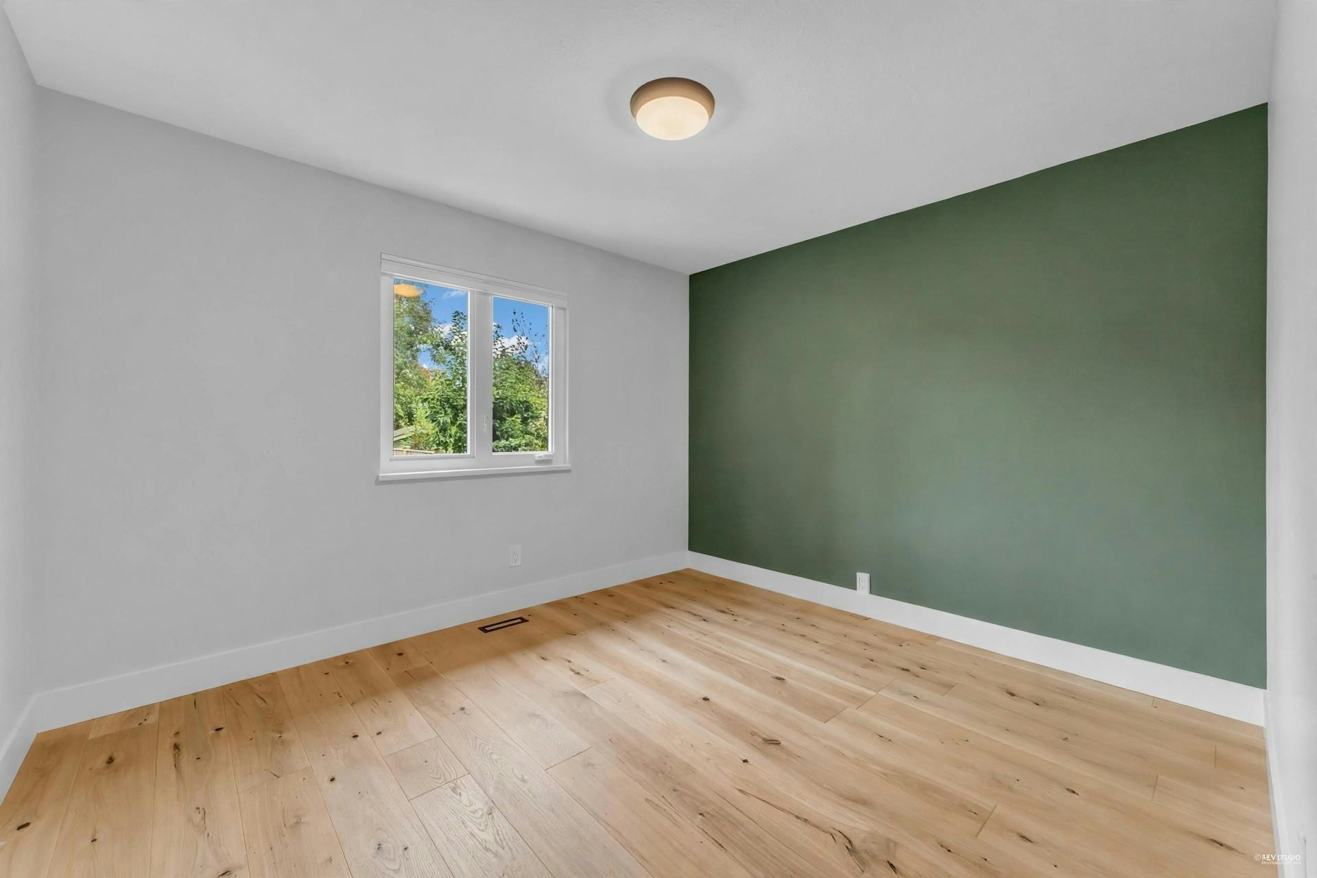 14** 134a Street, Surrey, BC, V4A 9A5 - 31