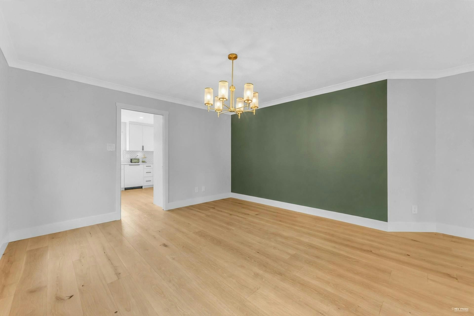 14** 134a Street, Surrey, BC, V4A 9A5 - 11