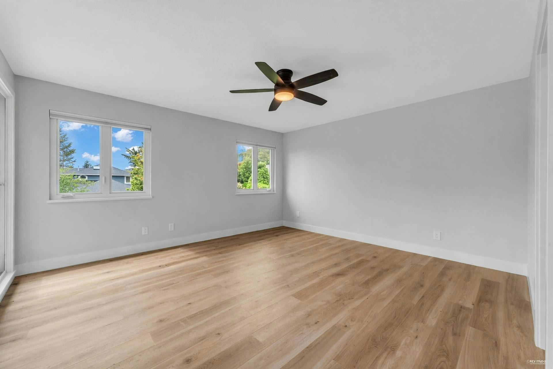 14** 134a Street, Surrey, BC, V4A 9A5 - 18
