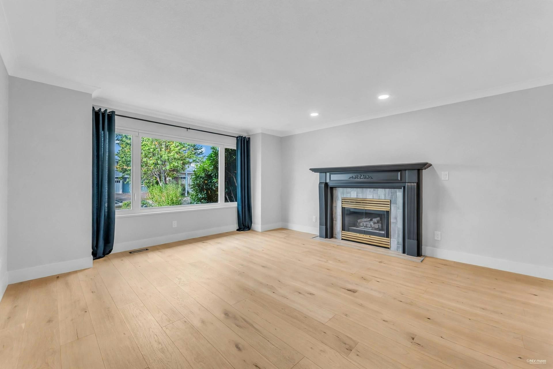14** 134a Street, Surrey, BC, V4A 9A5 - 6