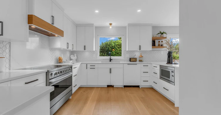 14** 134a Street, Surrey, BC, V4A 9A5 - 14