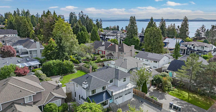 14** 134a Street, Surrey, BC, V4A 9A5 - 16