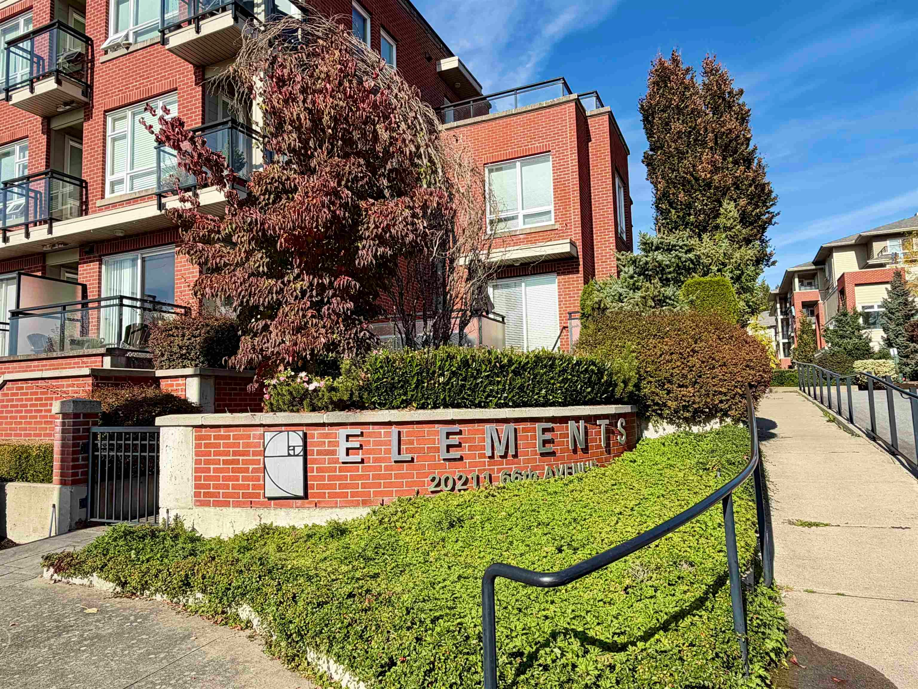 D106-20211 66 Avenue, Langley, BC, V2Y 0L4