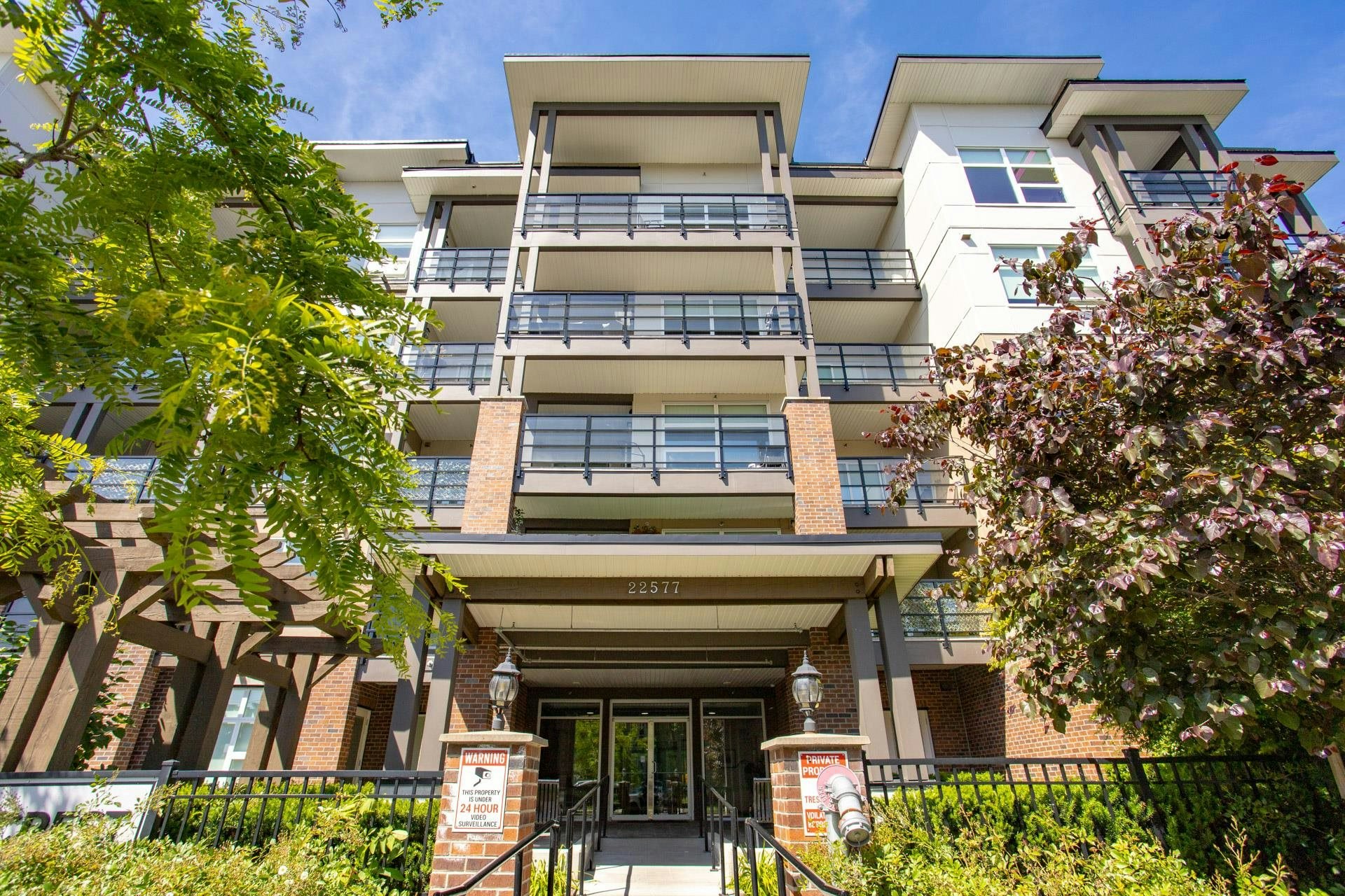 403-22577 Royal Crescent, Maple Ridge, BC, V2X 2M2