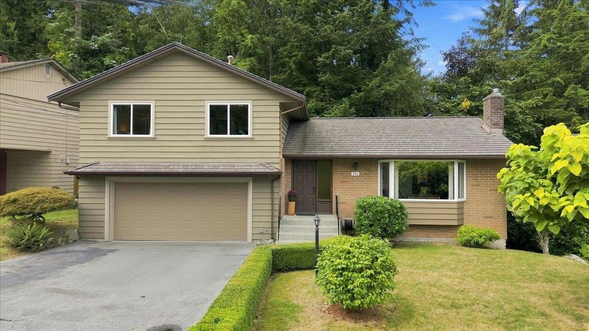 976 Corona Crescent, Coquitlam, BC, V3J 6Y9