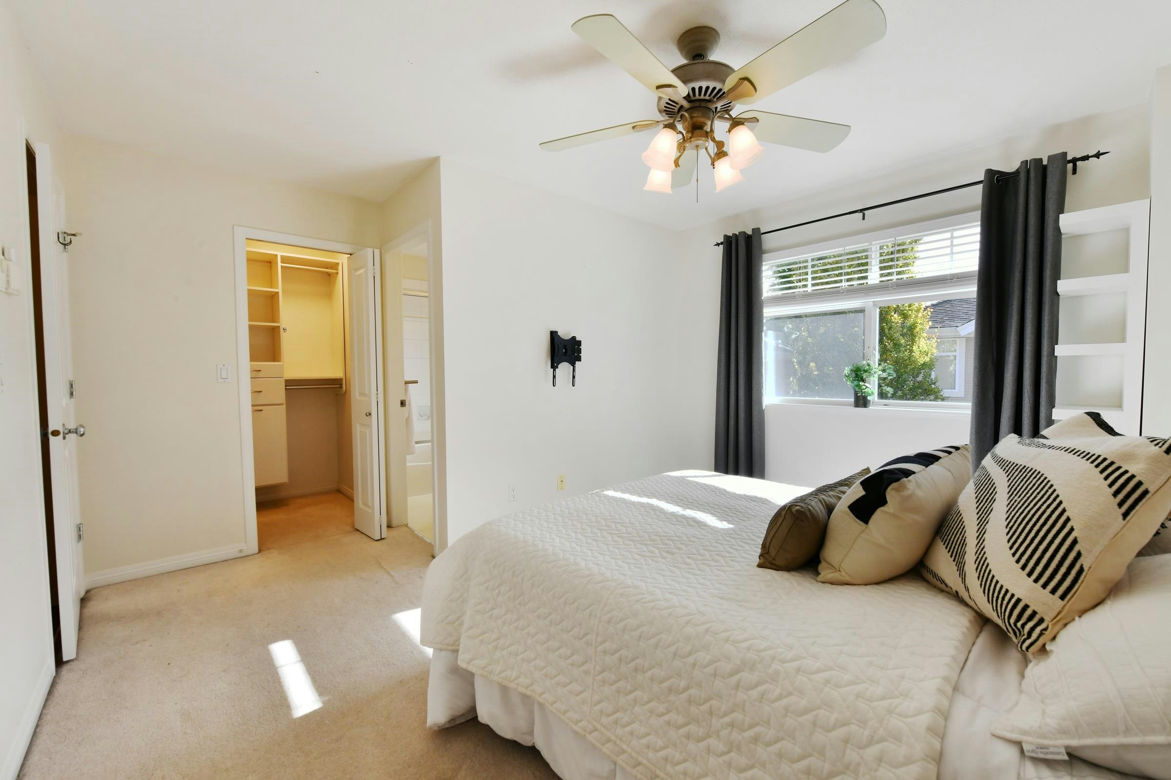 21-15068 58 Avenue, Surrey, BC, V3S 9J9 - 17
