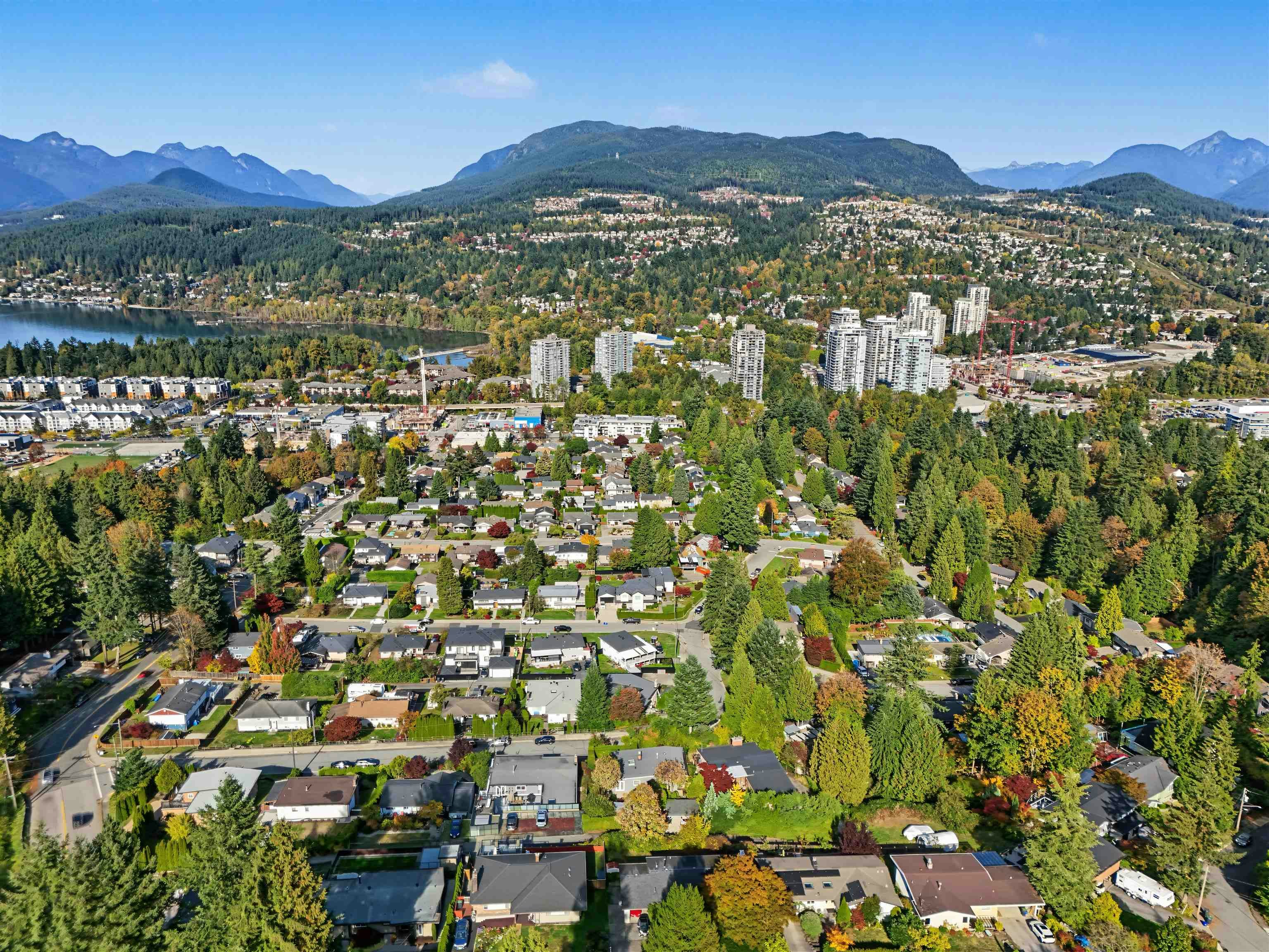 2206 Pinecrest Avenue, Coquitlam, BC, V3J 6T6 - 35