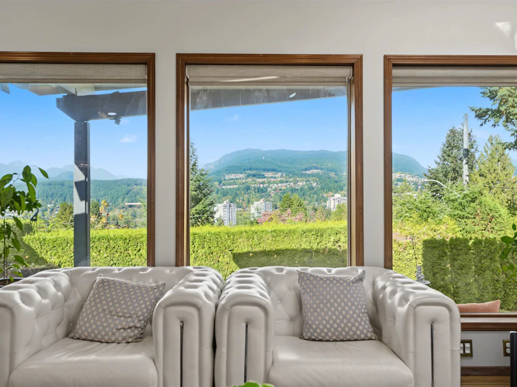 2206 Pinecrest Avenue, Coquitlam, BC, V3J 6T6 - 2