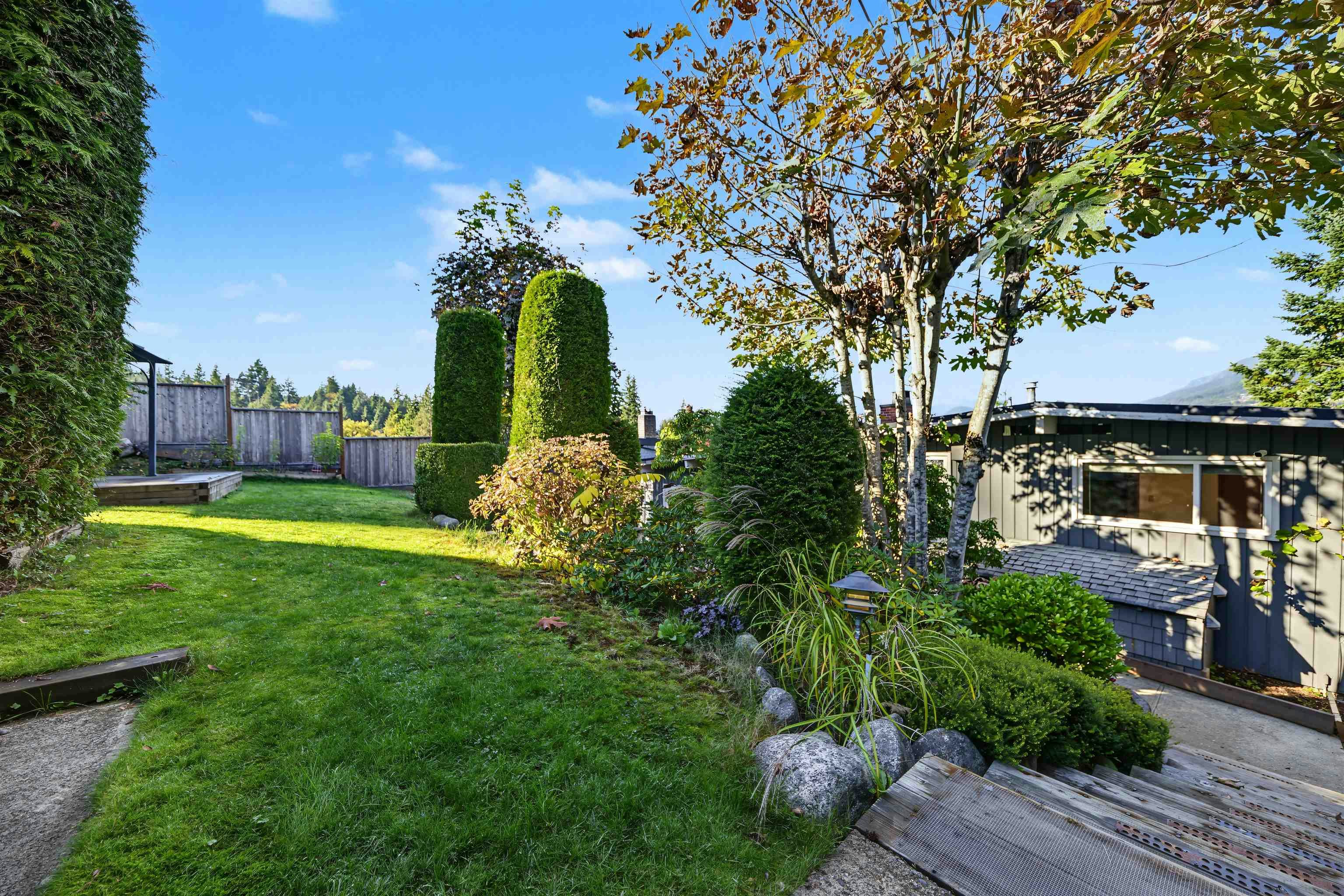 2206 Pinecrest Avenue, Coquitlam, BC, V3J 6T6 - 27