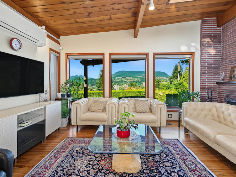 2206 Pinecrest Avenue, Coquitlam, BC, V3J 6T6