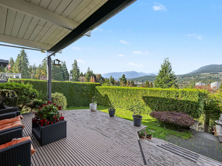 2206 Pinecrest Avenue, Coquitlam, BC, V3J 6T6 - 11