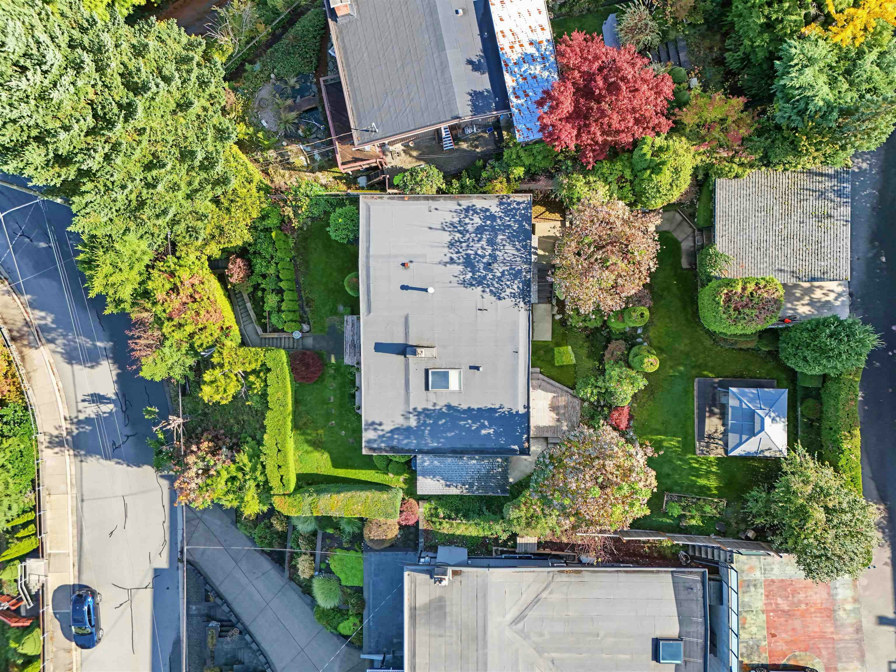2206 Pinecrest Avenue, Coquitlam, BC, V3J 6T6 - 34