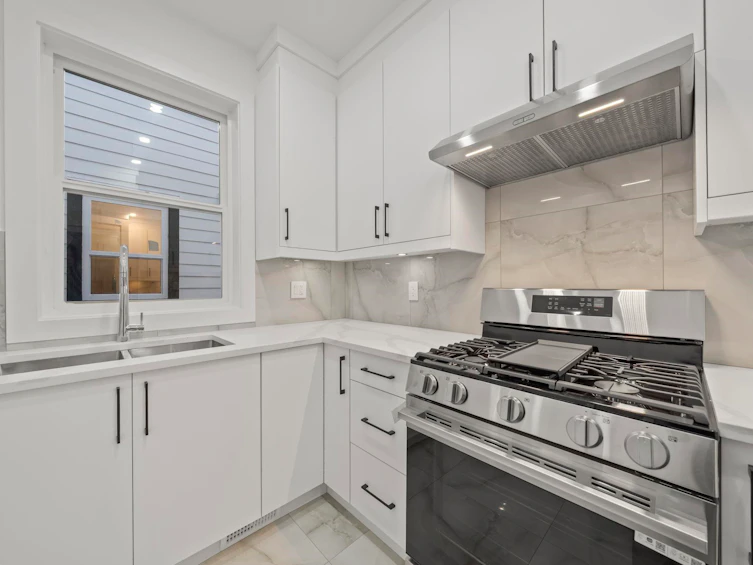 11357 88 Avenue, Delta, BC, V4C 3B8 - 15