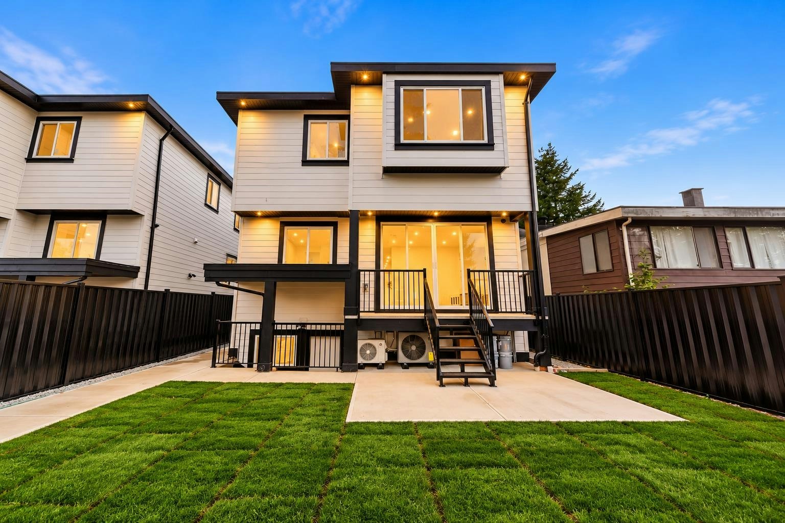 11357 88 Avenue, Delta, BC, V4C 3B8