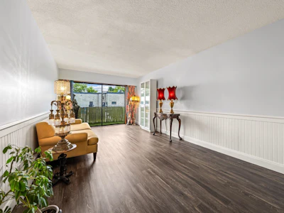 208-611 Blackford Street - 4